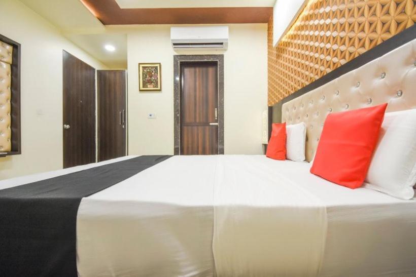 ג'לנדהר Hotel Ravi Residency מראה חיצוני תמונה
